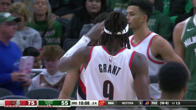 抢断反击大步流星 夏普一马当先快攻上篮得手