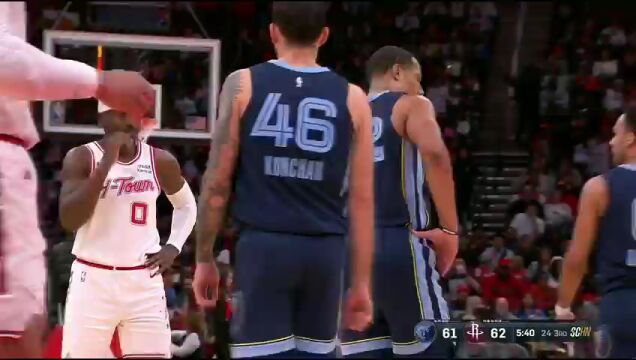 NBA常规赛：灰熊vs火箭第3节英文原声回放