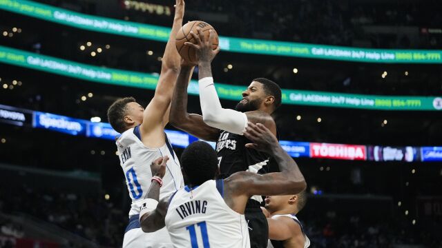 独行侠88-107快船 东欧组合空砍56+9乔治25+9率队大胜