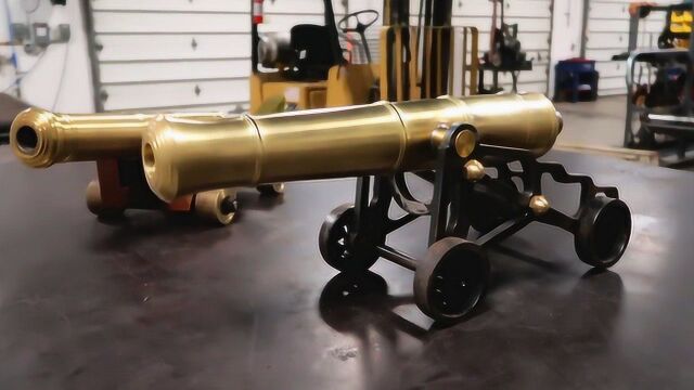 车床老师傅手工制作的红衣大炮好像要