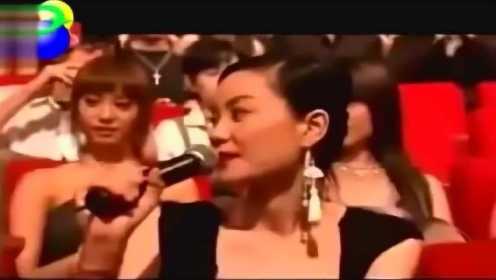 04年金曲奖王菲获奖感言超霸气，秒杀全场，怪不得谢霆锋爱她！
