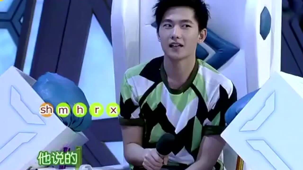 专业出身的杨洋直接傻眼,维嘉笑疯丨快本每日综艺馆01:42明星的行为