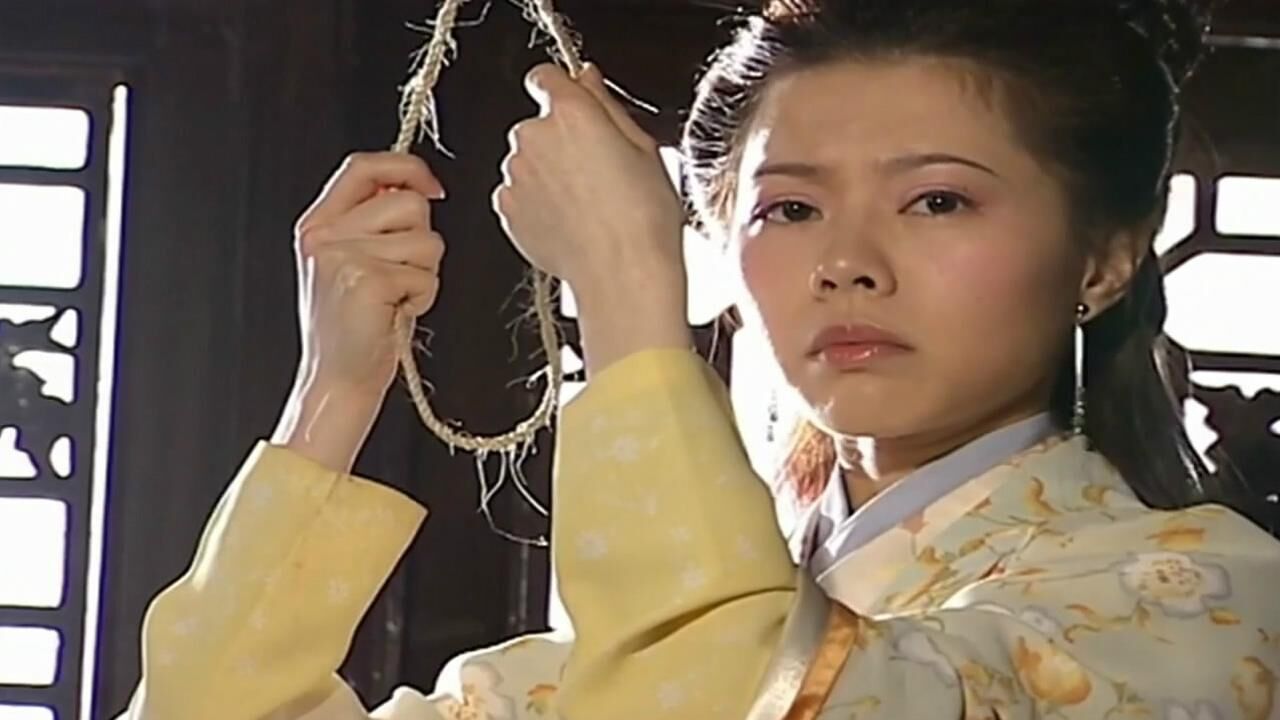 小伙眼睁睁看着心爱的女孩上吊，瞬间被吓醒！_腾讯视频