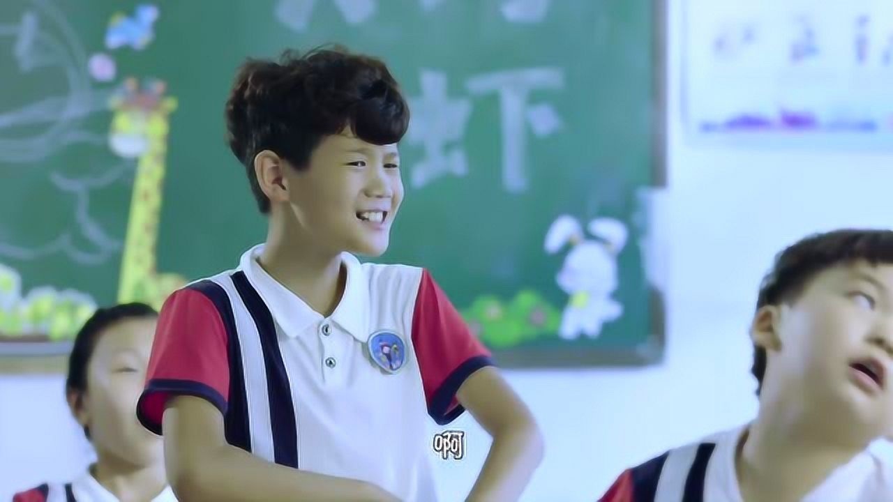 大河小虾小学生解答脑筋急转弯同学们转来转去把老师给转晕了