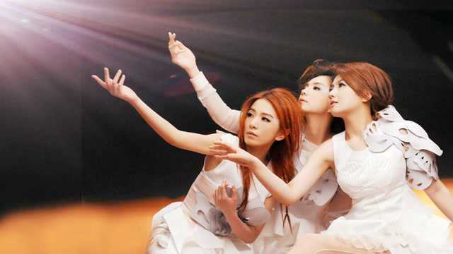 she一眼万年超经典