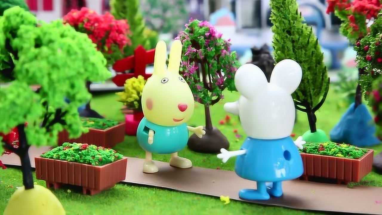 非常懂礼貌的小兔瑞贝卡