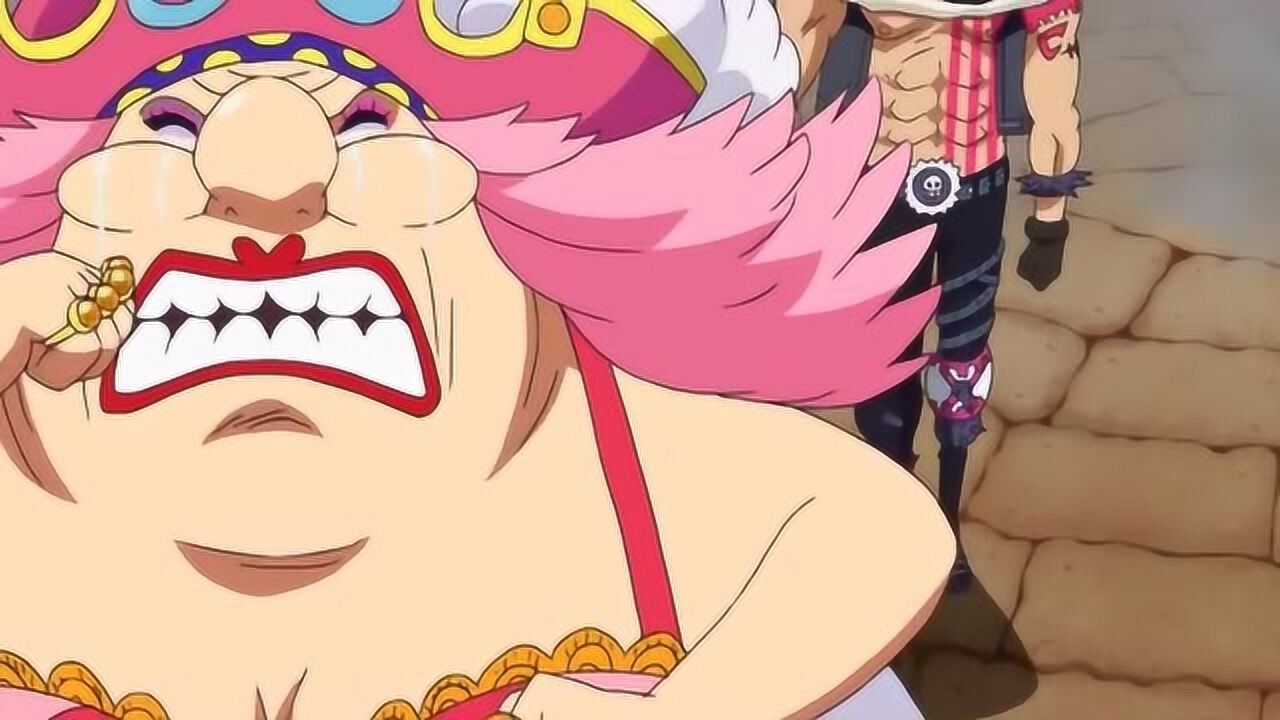 海贼王四皇bigmom恢复意识来感受她的愤怒吧