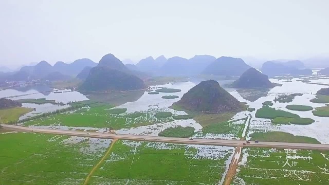 航拍云南普者黑风景区!一点也不比桂林山水差