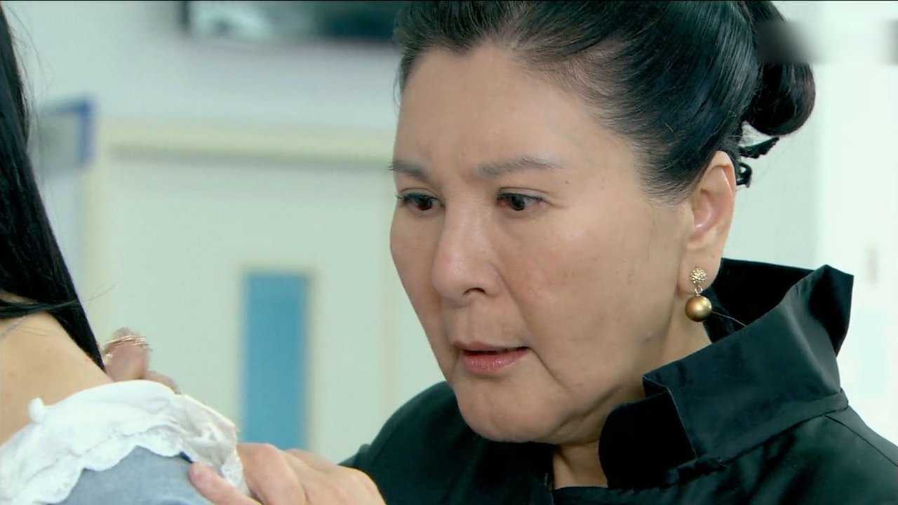 三分钟看完《加油妈妈》第六十一集 孙夫人发现菲菲是自己女儿!