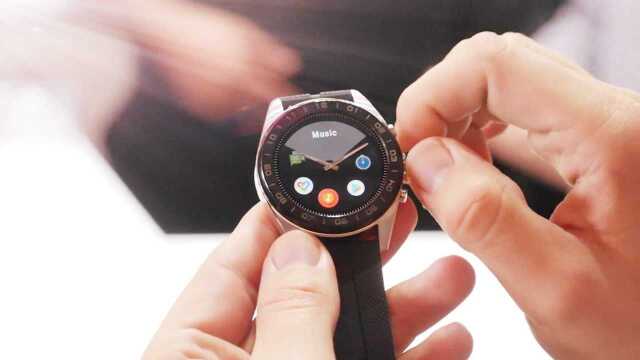 LG Watch W7智能手表现场试玩,机械表针与智能系统相结合简直太美