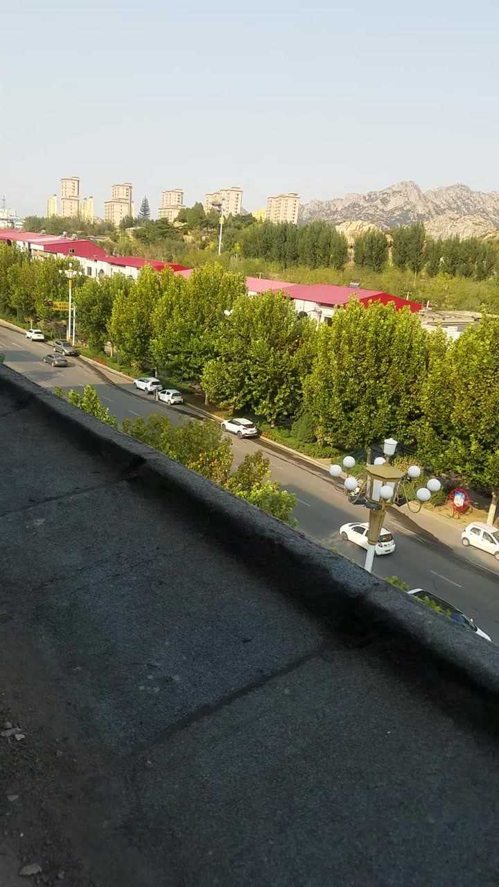 河北的一个小县城昌黎的街头景色_腾讯视频