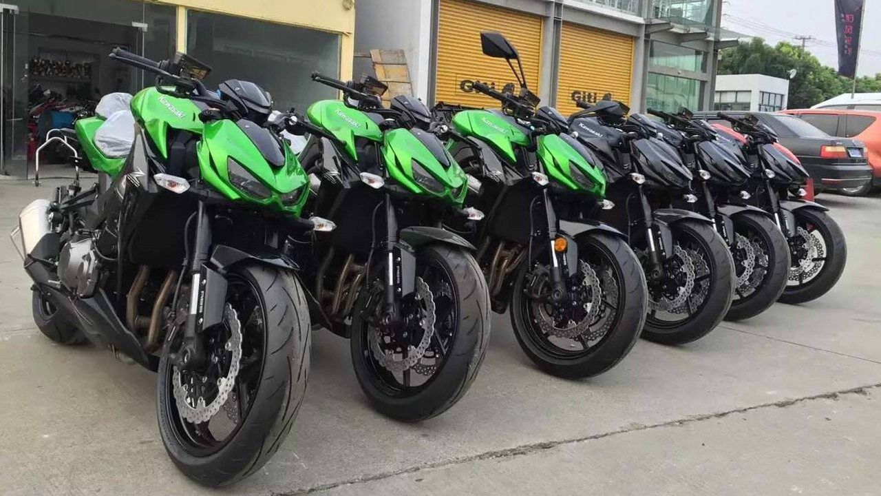 川崎z900与川崎z1000排量仅差100cc为何价格却相差如此悬殊