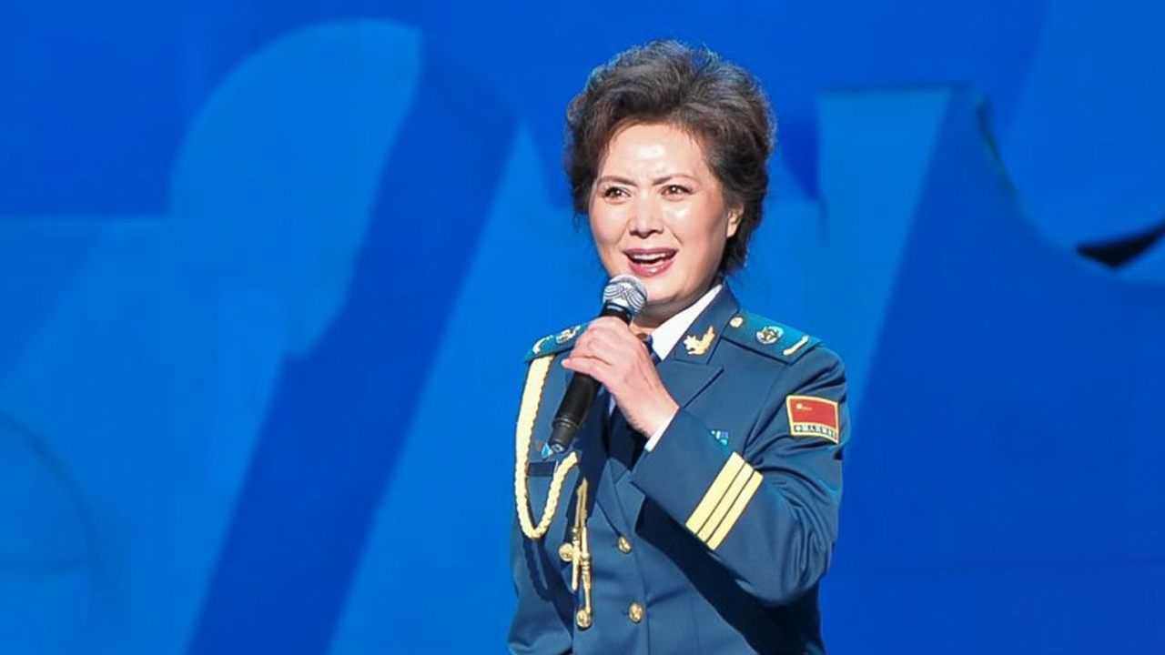 温玉娟诗朗诵历史的印记之历史篇情绪到位堪称经典