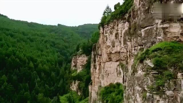 航拍太行山大峡谷,多美的风景啊