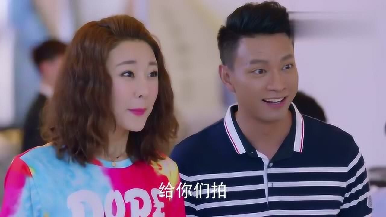 神犬小七2郝心晴见小七训练有进展竟迫玛丽钻火圈