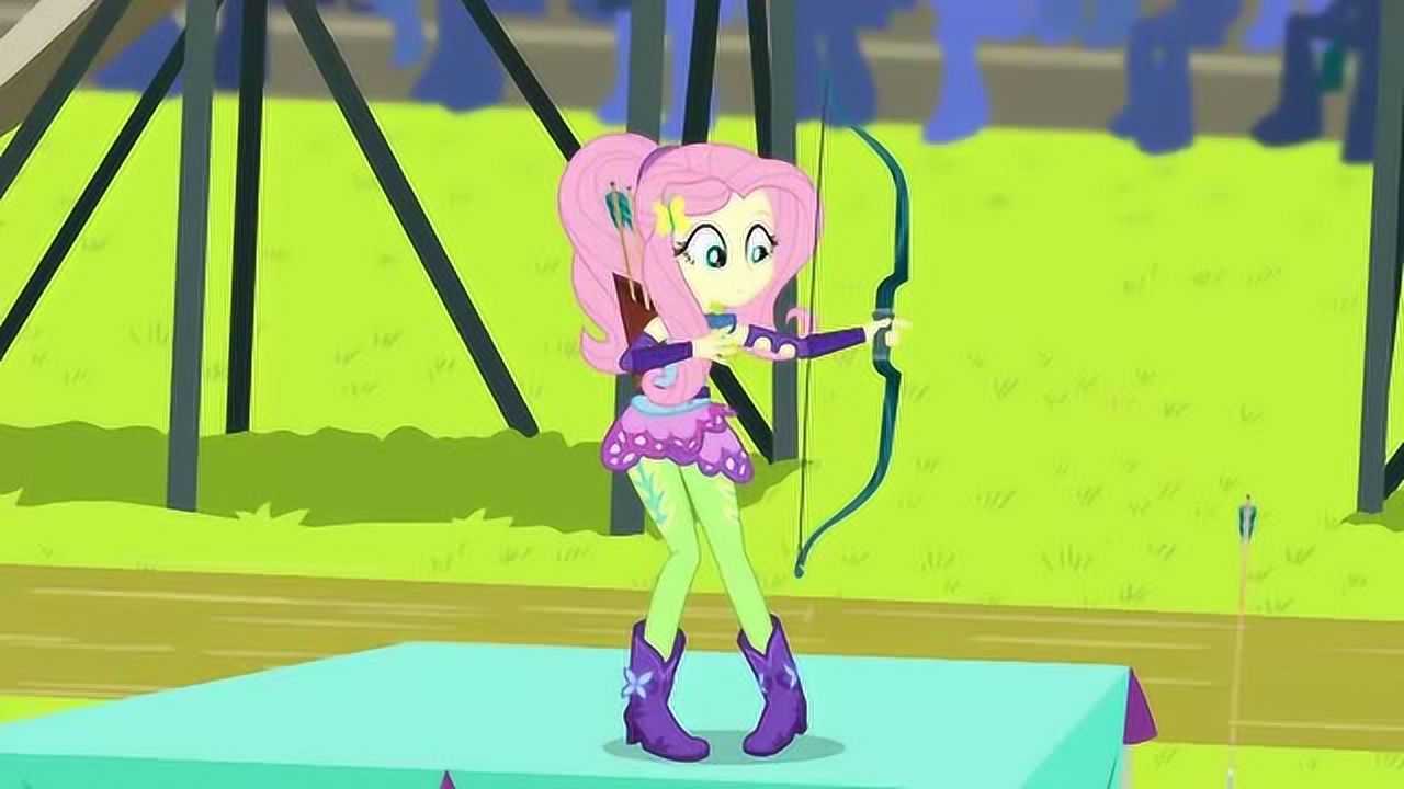 《小马宝莉》射箭比赛,紫悦输给了柔柔!