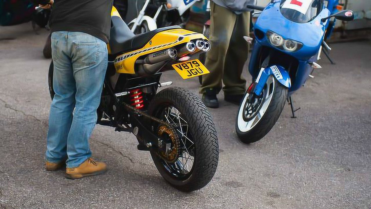 四缸2冲程的雅马哈rd500发动机移植到yamaha越野 tdr 500