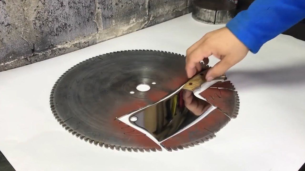 废旧锯片不锋利了牛人教你diy自制一把菜刀你看怎么样