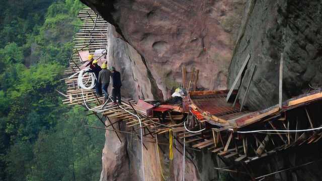 农民工做的这种工作,工资一天差不多600元,很少有人敢欠他们工资!