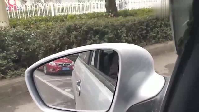 窄路侧方位停车方法,教你巧停侧方停车,同样简单易懂