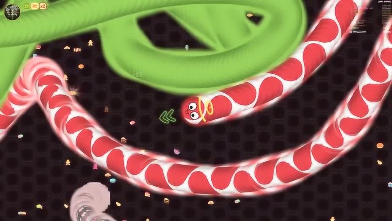 蛇蛇大作战一看操作以为是王者谁知道来了个青铜