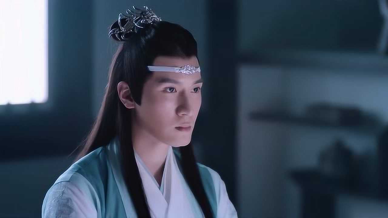 《陈情令》敛芳尊看出泽芜君的怀疑,这时候了还拿出赤锋尊来躲避