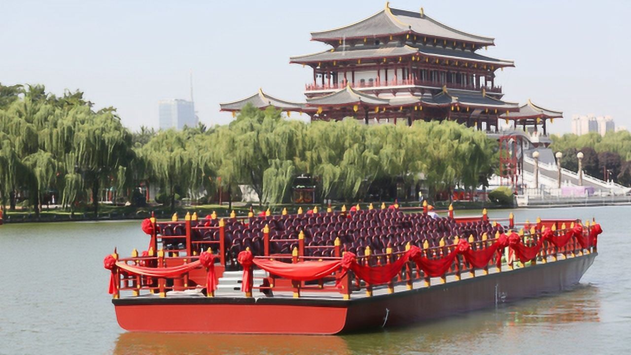 大唐芙蓉園巨輪下水,芙蓉湖裡將上演實景演出《大唐追夢》_騰訊視頻