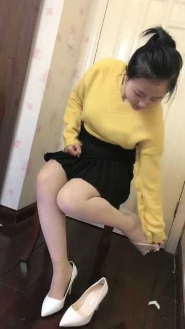 为什么辣妈要搭配两层丝袜呢