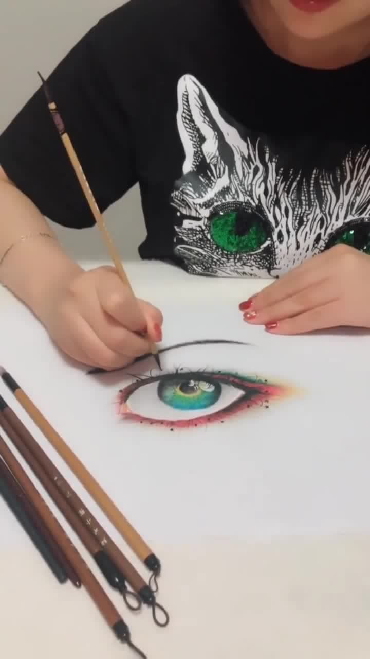 国画教程这样画出的眼睛超美笔法利落调色鲜艳