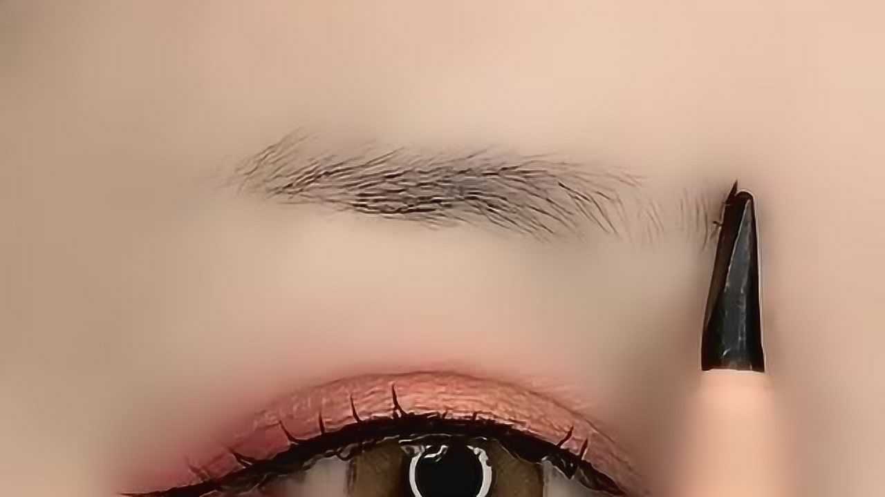 画眉小技巧,三点一线,画出最适合你的眉型