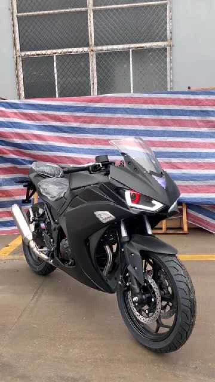 带来一款国四r3幻影,搭载二百单缸链条机电喷系统