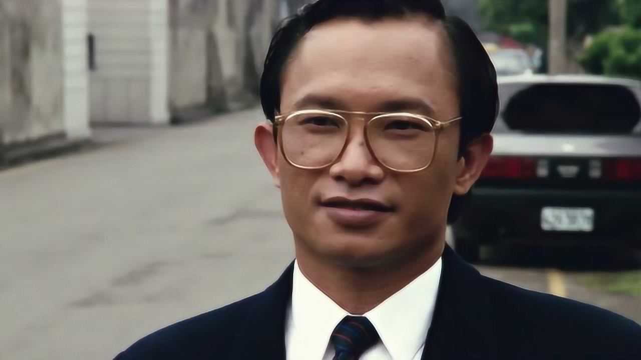 英雄本色1:阿杰成为警察,豪哥刑满出狱,兄弟关系变成了兵和贼