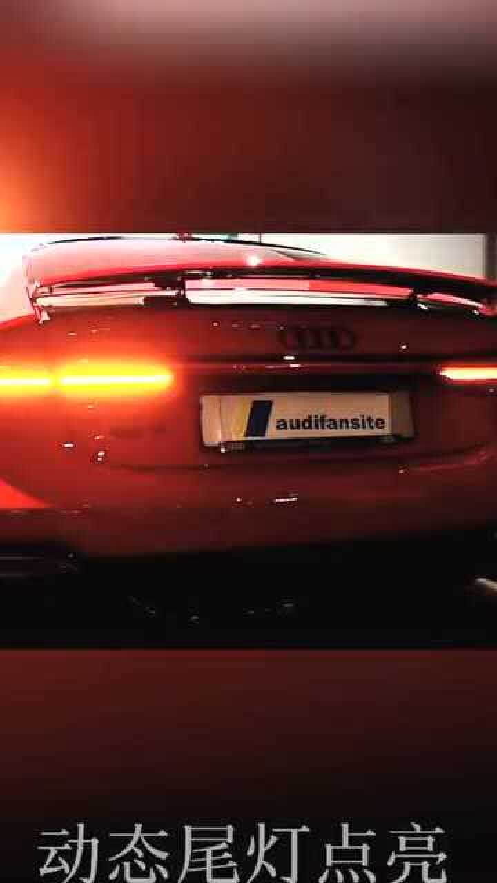应该很少女孩喜欢这款车吧奥迪rs7车灯 车展