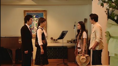 经典韩剧：前女友现女友同时出现，这可真是一个世纪大场面