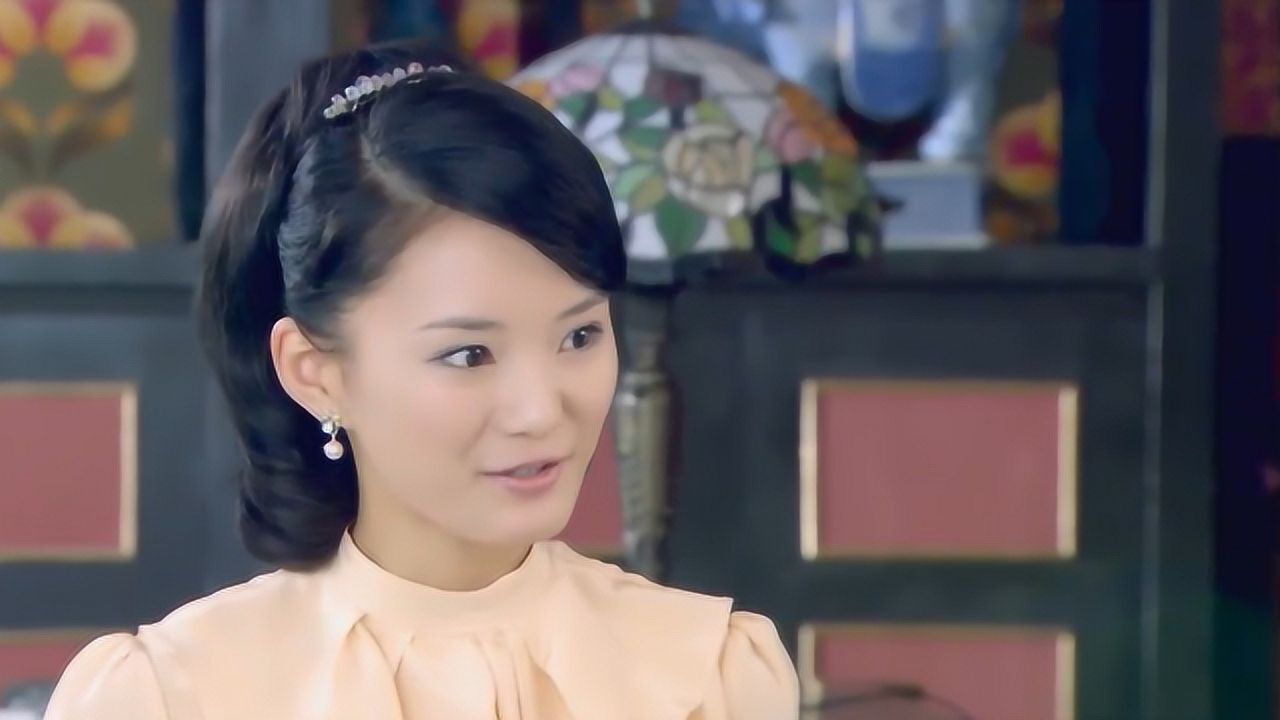 泪洒女人花:书涵和妻子性格差异大,朋友都觉得诧异,不是一类人