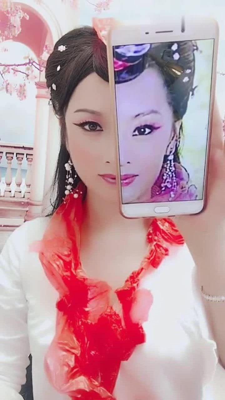 百变阿秀仿妆欢天喜地七仙女红儿手拿开太像了你认为呢