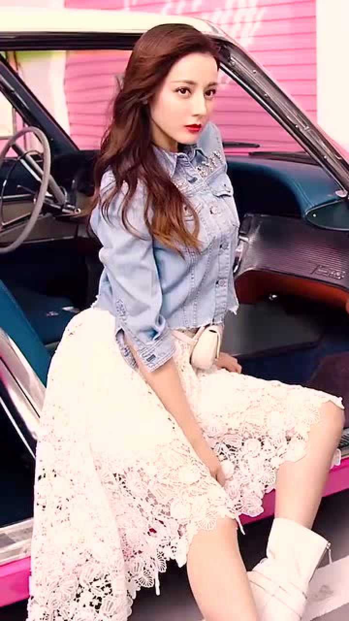 迪丽热巴火车摇这样的热巴我可以我爱了