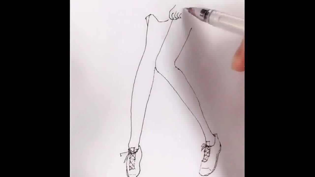 看高手几笔画出"筷子腿"太厉害了,网友长见识了