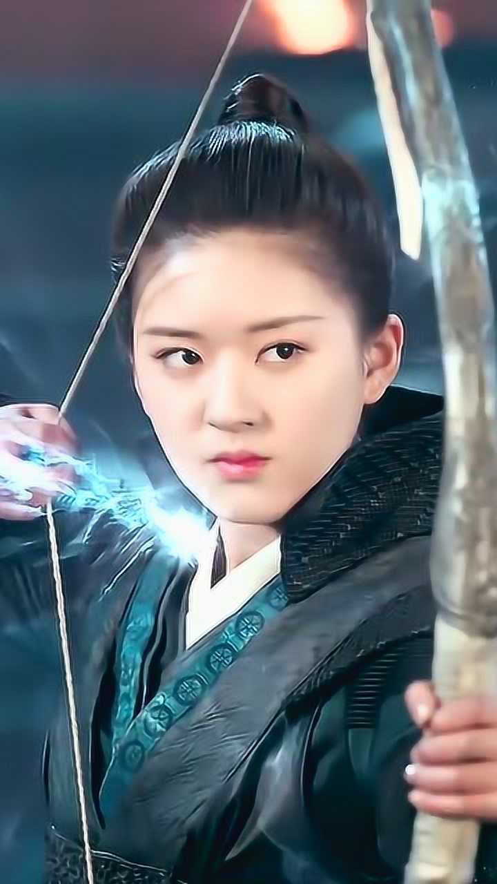 传闻中的陈芊芊赵露思射箭那一瞬间我心动了