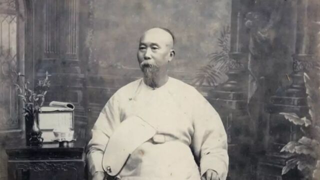 1863年,李鸿章奏请设上海同文馆,培养出中国第一代精通西文学的学生