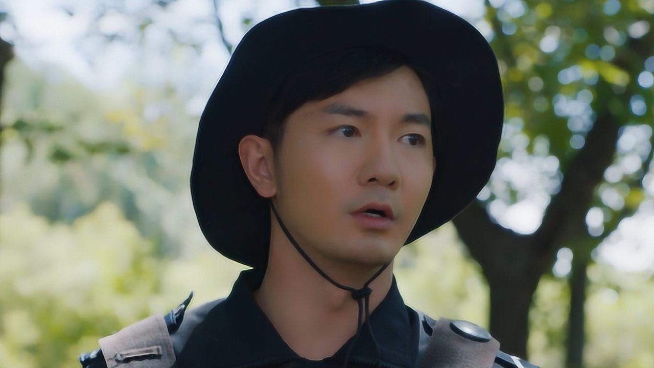 学警旋风:李壮为救彭飞牺牲,彭飞自责辞职被雯雯打醒