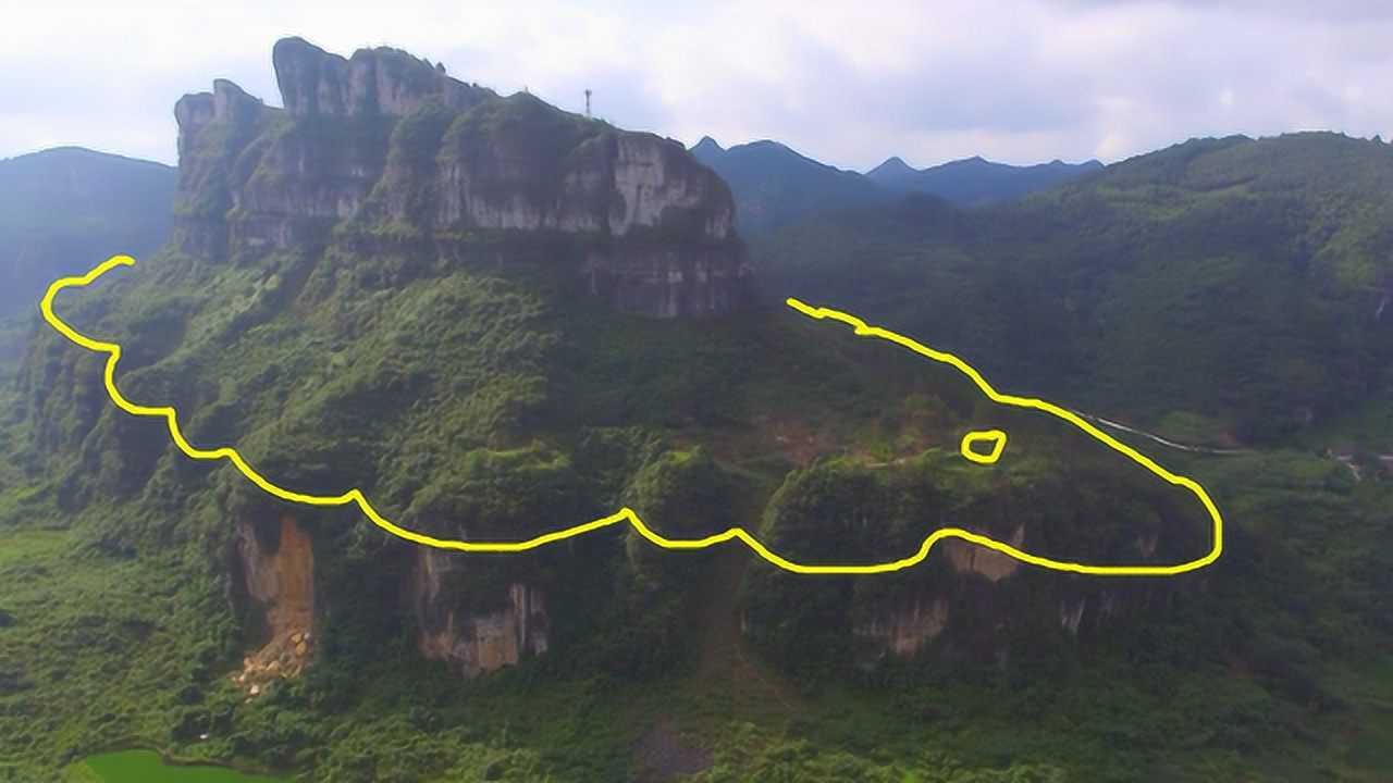 此地后有大靠山,雄壮宏伟,真是独一无二的风水宝地