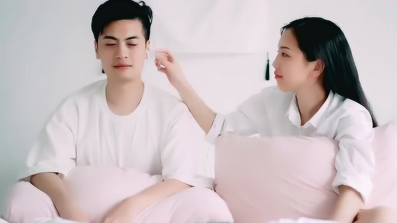 《周子寒,李富兴 - 吻和泪》唱不完的情,唱不完的爱