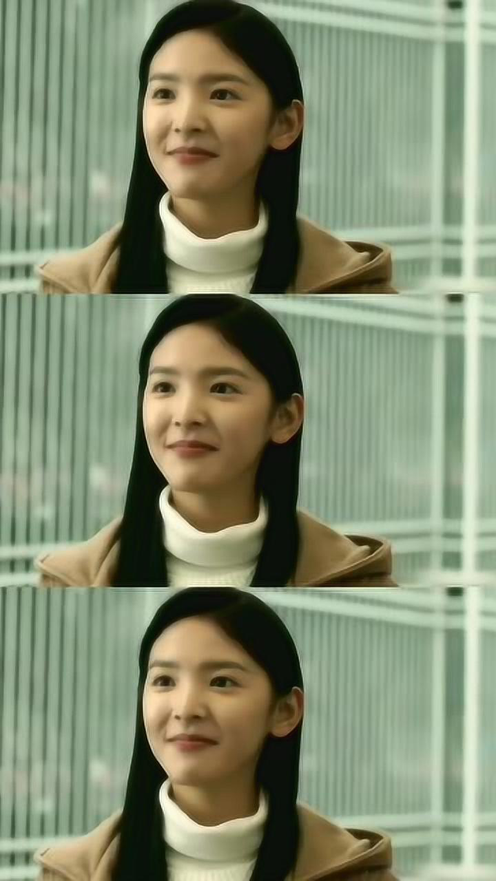 悲伤逆流成河章若楠作为一个女生就是对她的笑容没有抵抗力