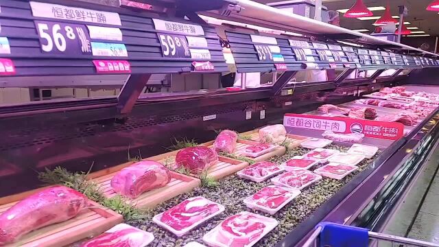 一斤牛肉卖75元,相当50斤面粉,太原小伙感叹,看得起吃不起