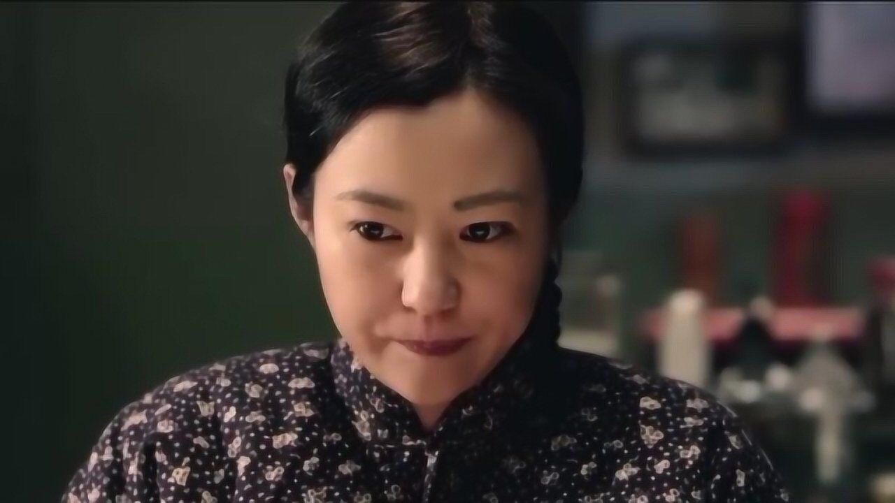 与其说秦淮茹爱上傻柱不如说害怕铁饭碗飞到别人家