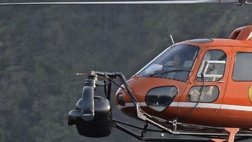 《徒手攀岩》幕后揭秘：摄制组动用直升机飞上1000米高空拍摄
