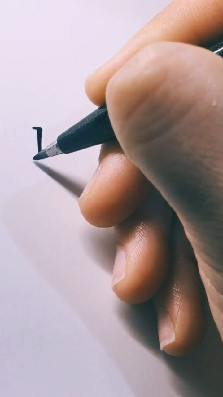 用黑笔写白字,怎么样?_腾讯视频