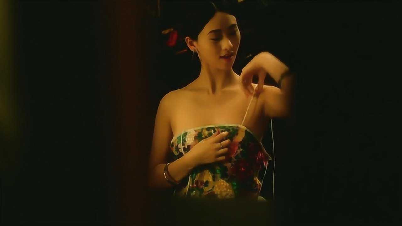 翁虹牺牲最大的一部电影全程没有多余的镜头看完十分过瘾