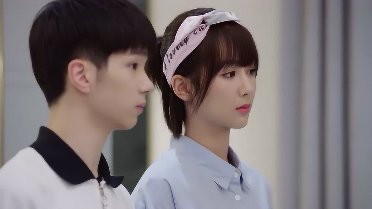 亲爱的热爱的佟年一定觉得韩商言很好